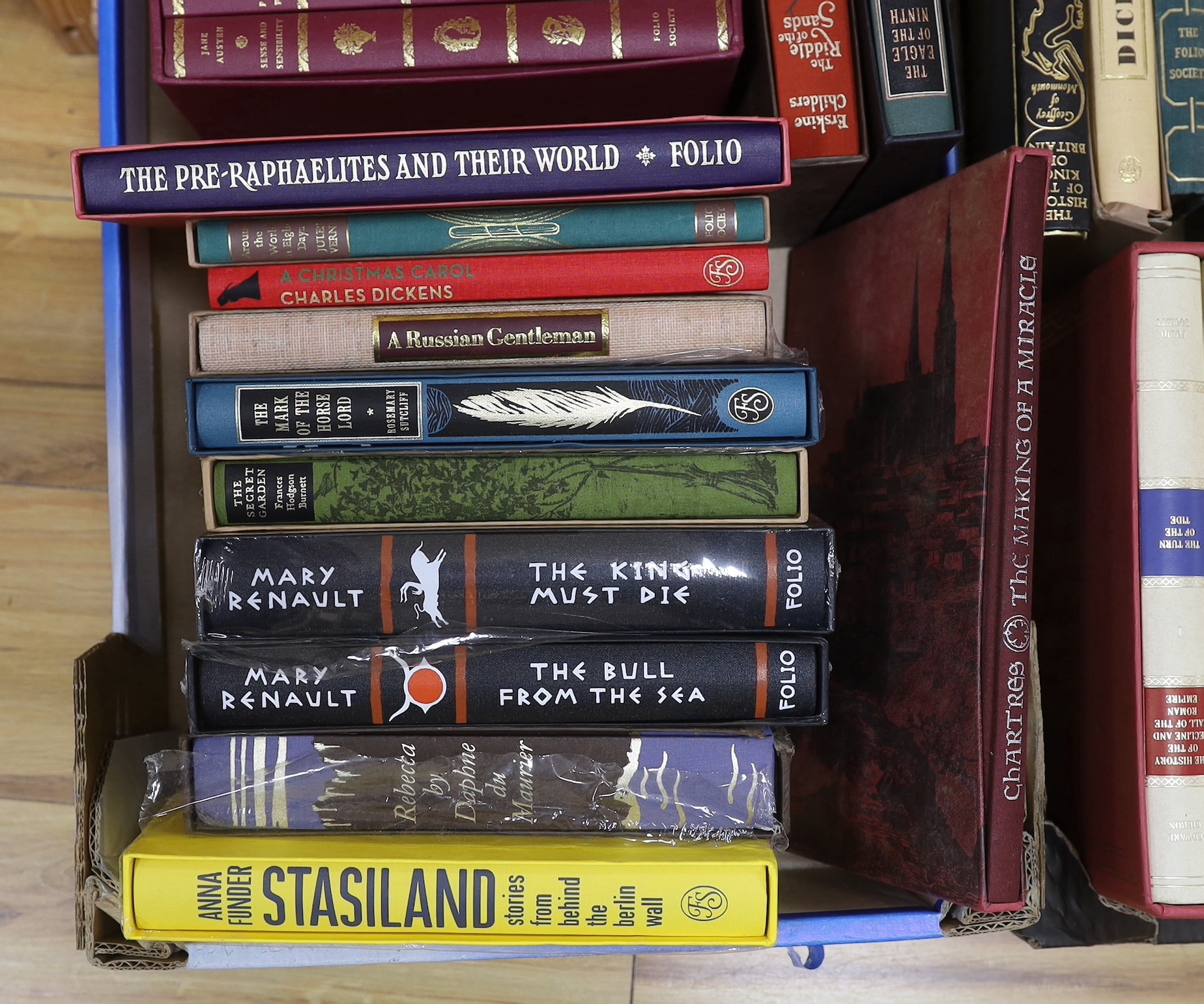 A quantity of Folio Society books